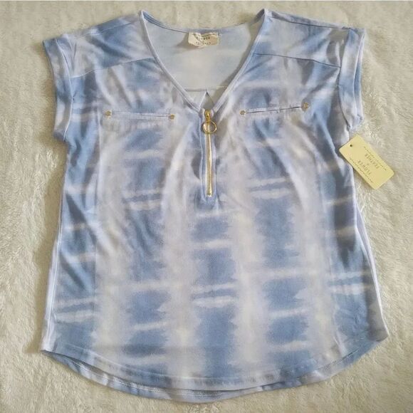 Flower & Feather Tops - Flower🌻 & Feather🕊️ Tie Dye☮️ Blouse - NWT